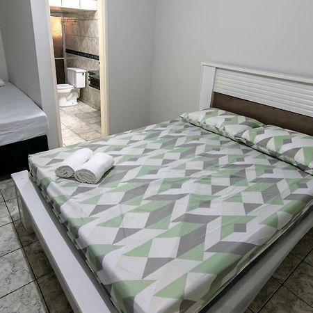 Pousada Roosevelt Suite 01 - Pousada Central Prox Rodoviaria E Dist Industrial Uberlândia Екстериор снимка