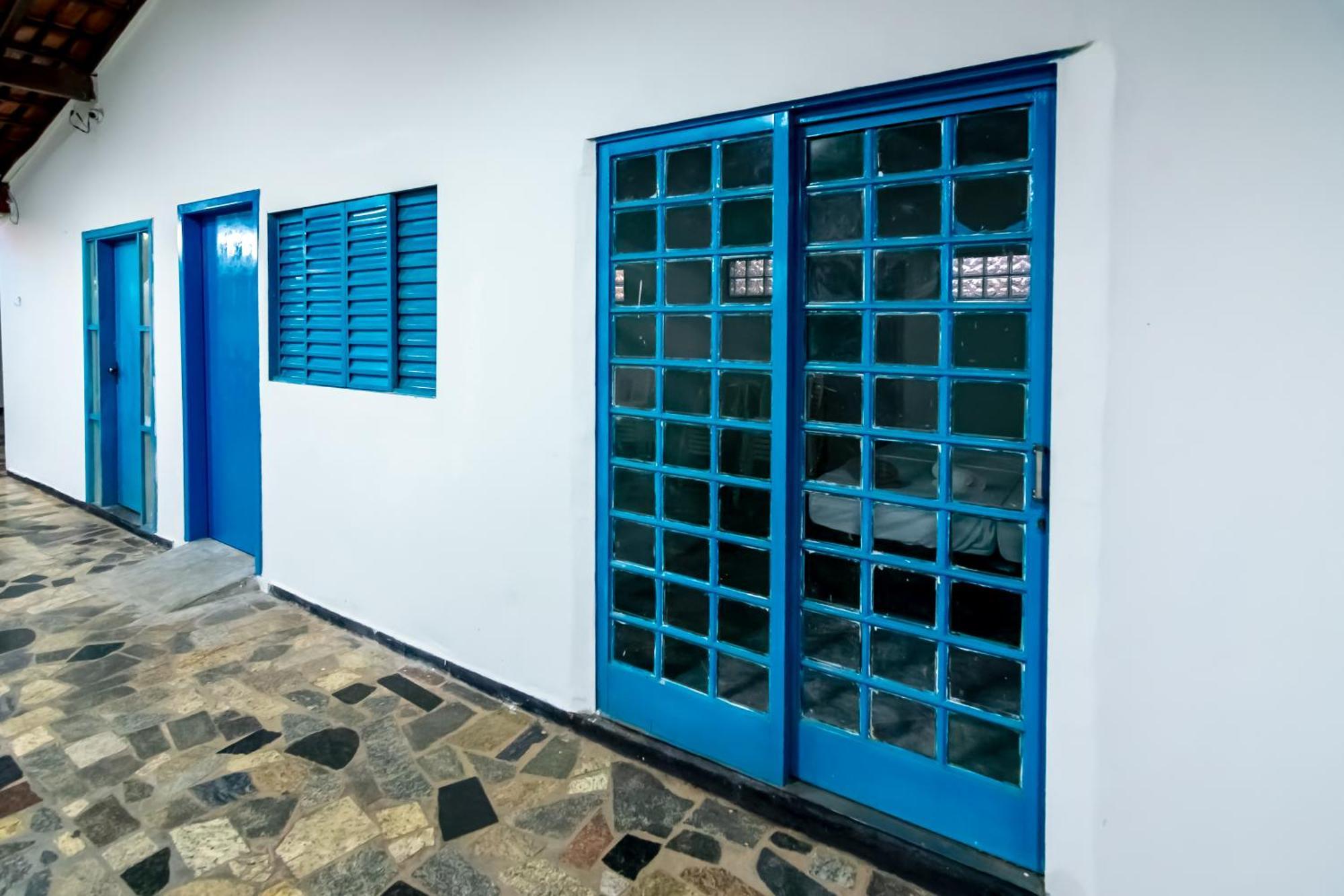 Pousada Roosevelt Suite 01 - Pousada Central Prox Rodoviaria E Dist Industrial Uberlândia Екстериор снимка